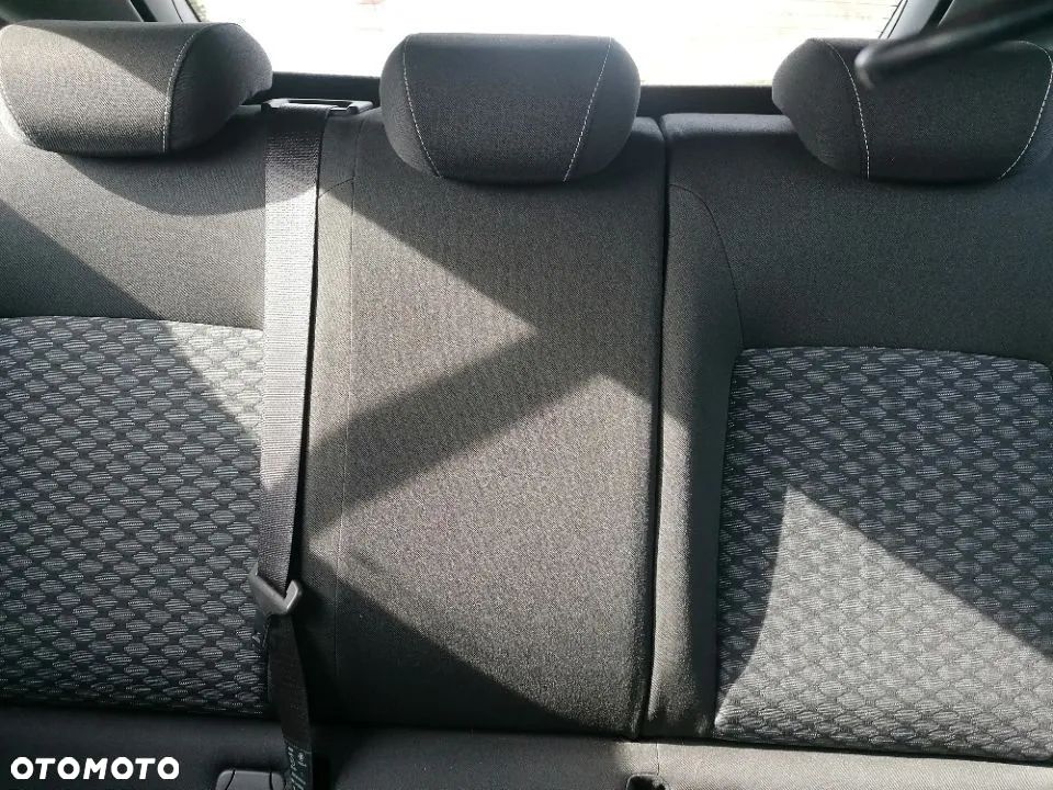 Opel Astra V 1.4 T Enjoy - 12