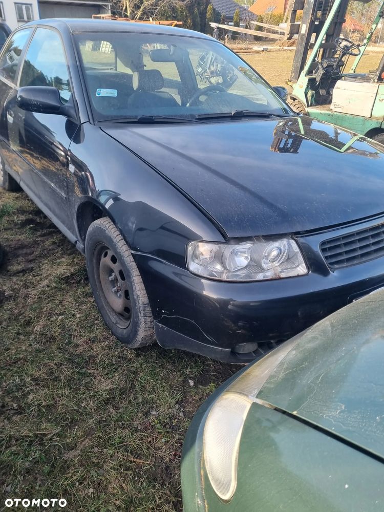 Audi A3 8l lift 3d 1.6sr 8v AVU skrzynia DUU lakier LZ9W na części - 1