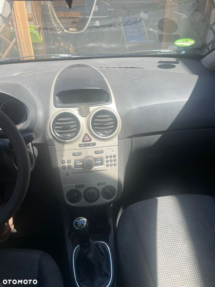 Opel Corsa 1.3 CDTI 111 - 2