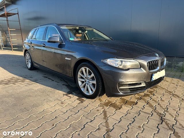BMW Seria 5 520d xDrive Luxury Line - 1