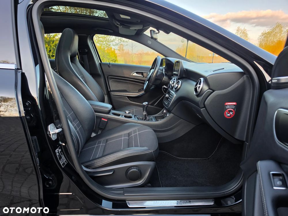 Mercedes-Benz Klasa A 200 CDI (BlueEFFICIENCY) Style - 35