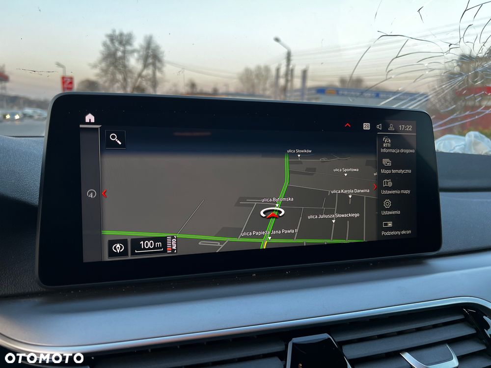 BMW Seria 5 530i xDrive - 17