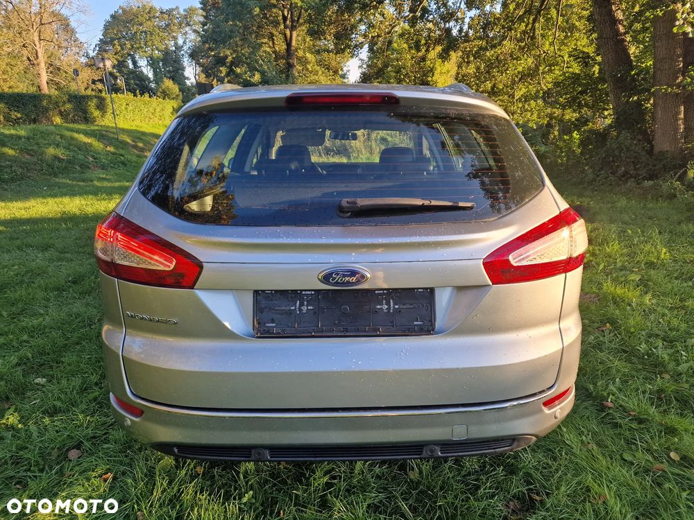 Ford Mondeo 2.0 TDCi Platinium X Plus (Titanium) - 25