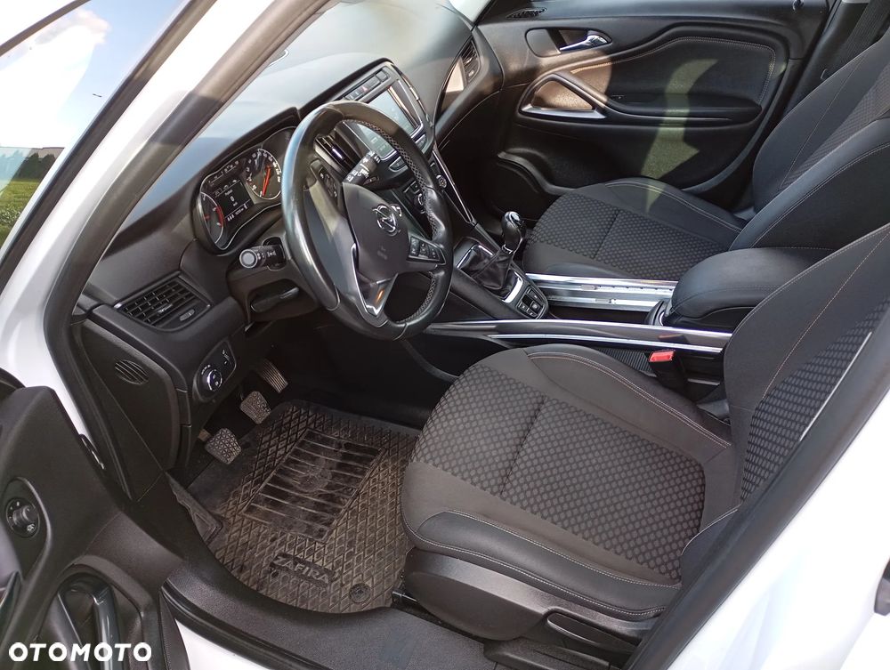 Opel Zafira 2.0 D (CDTI ecoFLEX) Start/Stop Innovation - 13