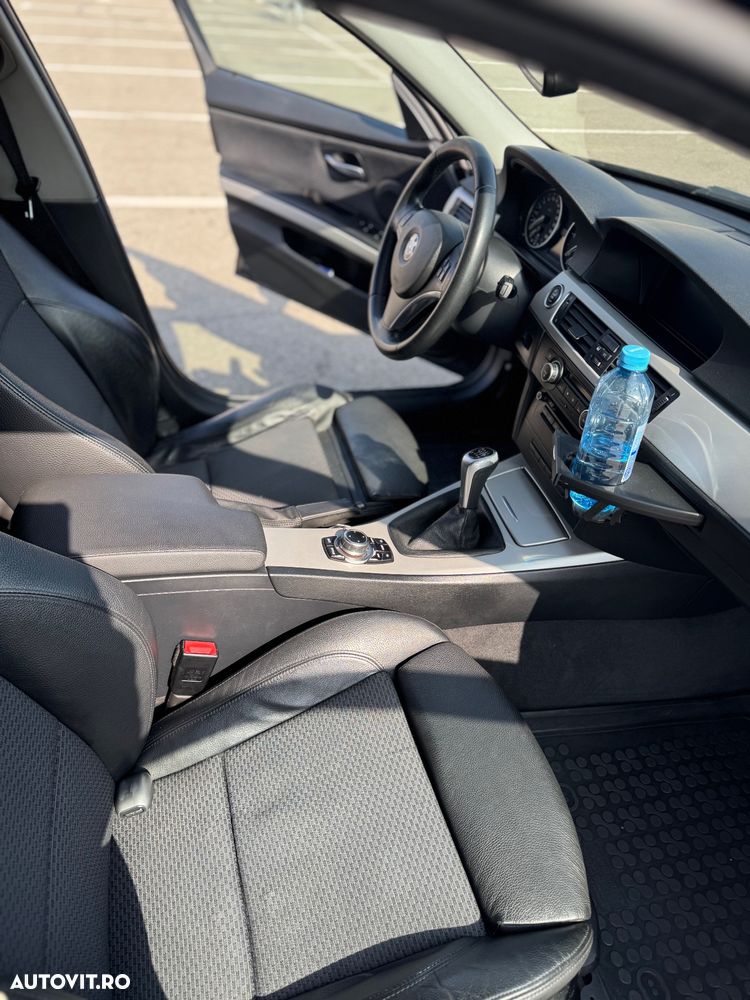 BMW Seria 3 320d - 16