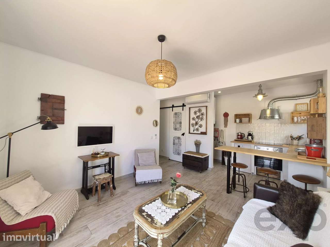 Apartamento charmoso T1+1 com amplo terraço no coração do centro histó - Grande imagem: 5/39