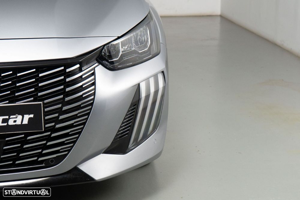 Peugeot 208 1.2 PureTech Allure - 17