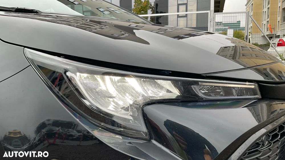 Toyota Corolla 1.8 HSD Dynamic - 23