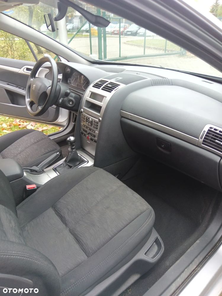 Peugeot 407 2.0 HDI Presence n.gama - 13
