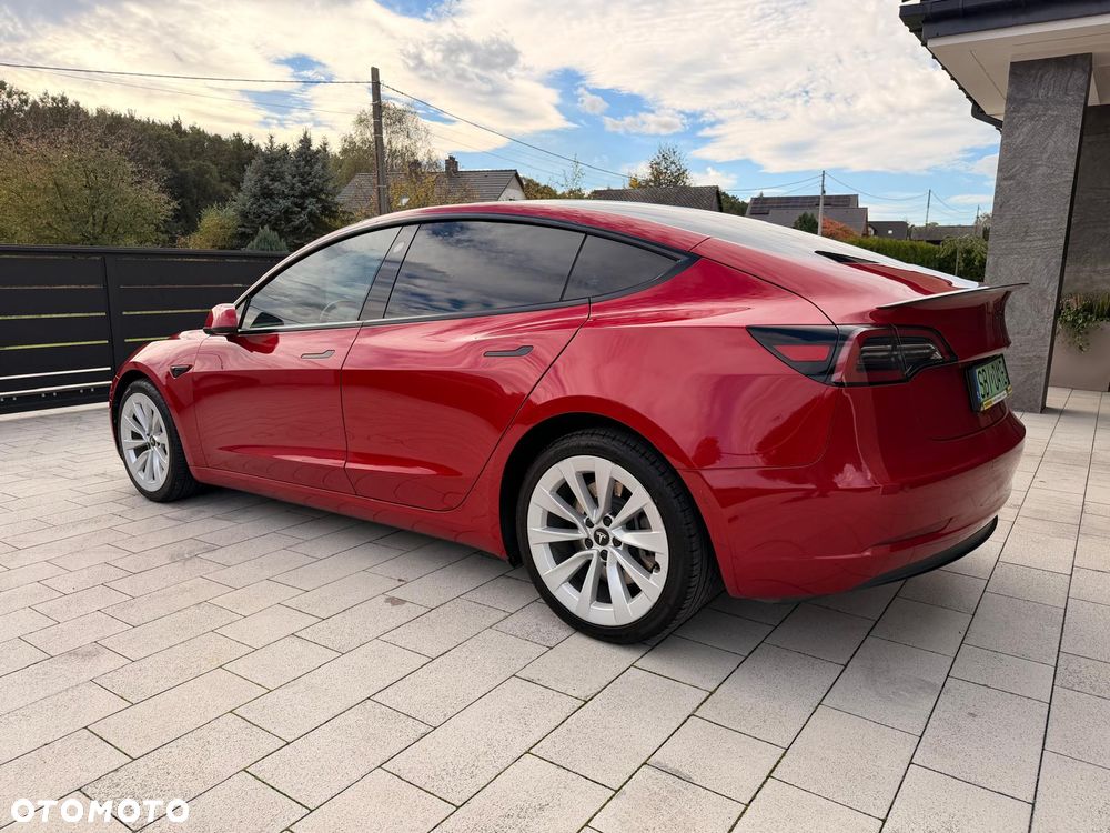Tesla Model 3 - 10