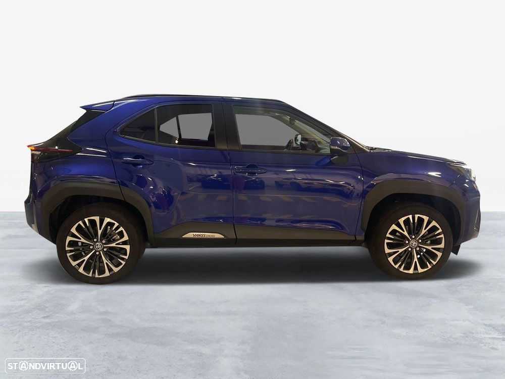 Toyota Yaris Cross 1.5 HDF Luxury - 17
