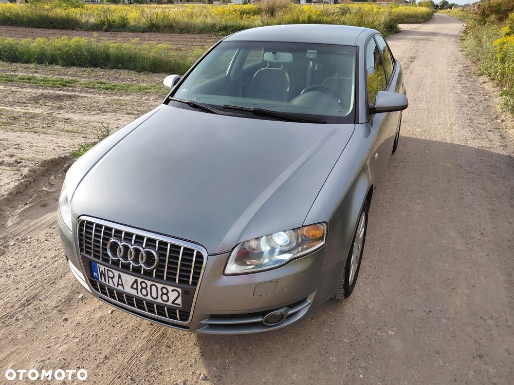 Audi A4 Limousine - 2