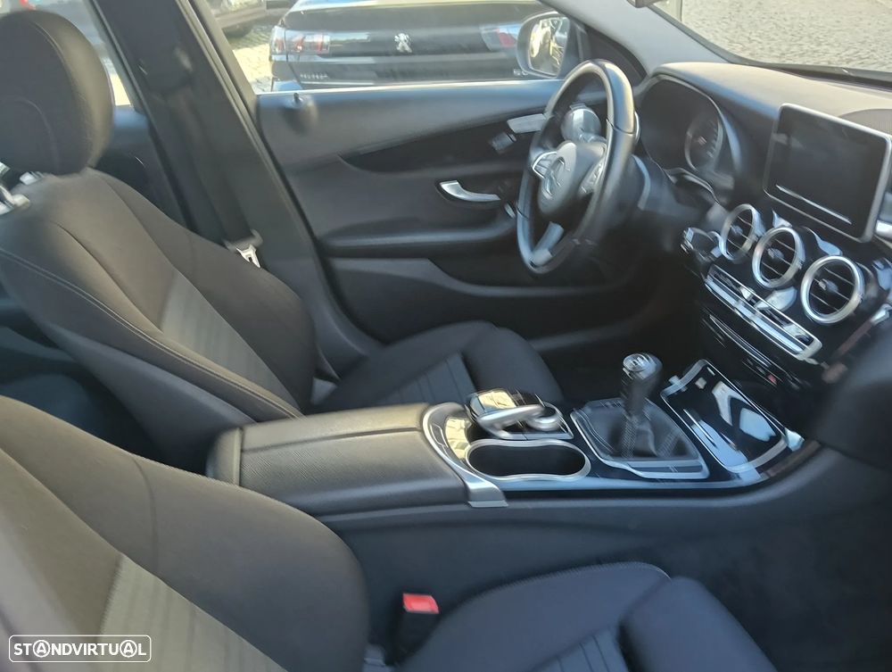 Mercedes-Benz C 200 - 19