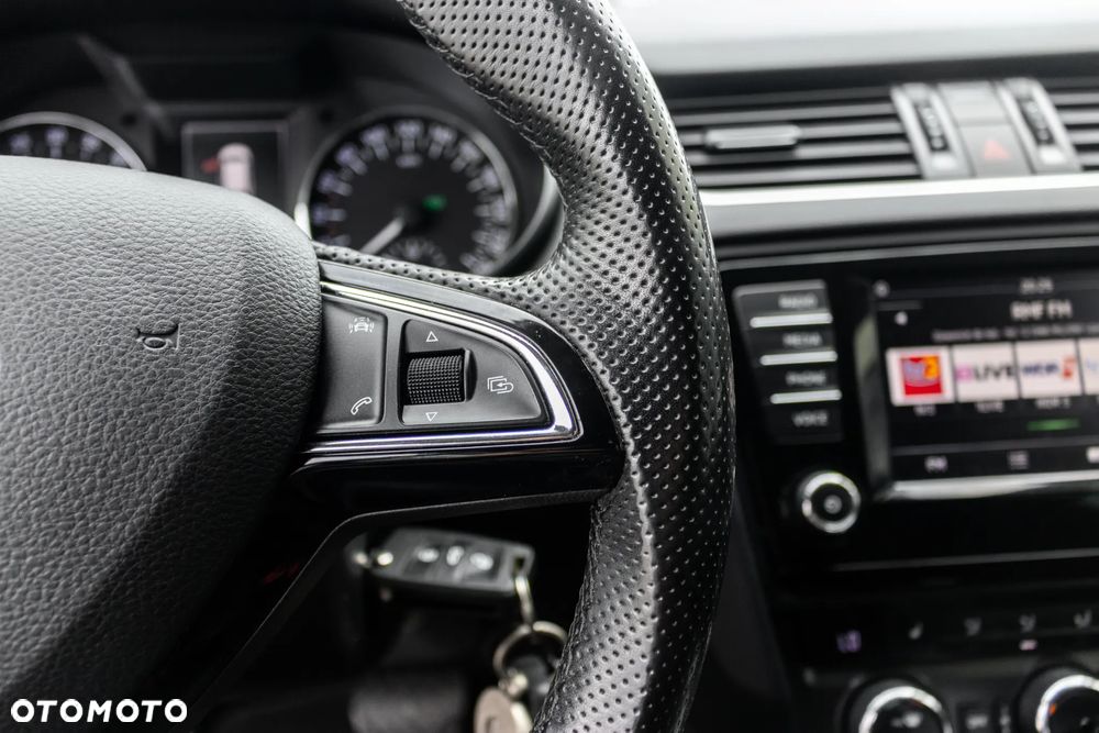 Skoda Octavia 2.0 TDI 4x4 Style DSG - 19