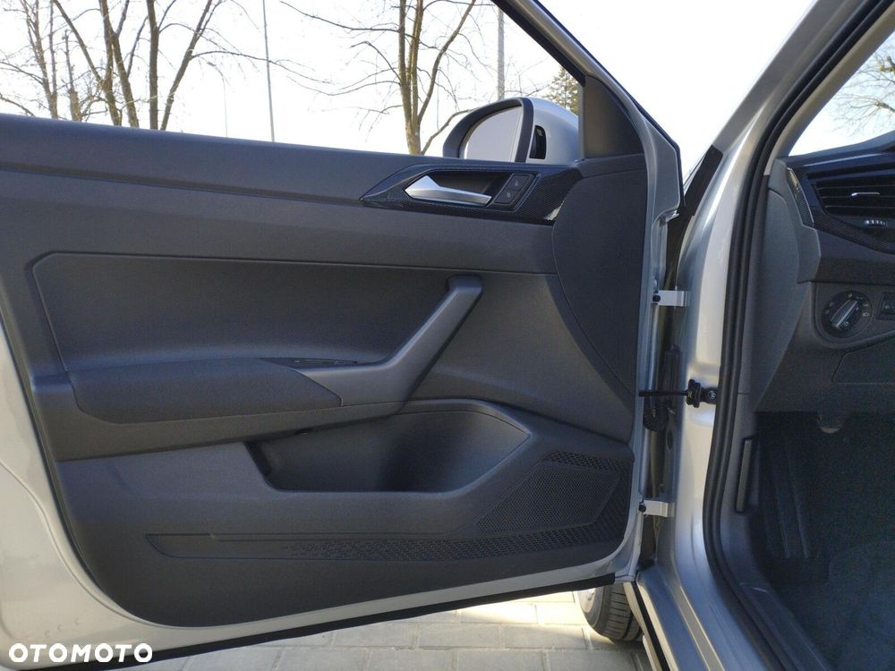 Volkswagen Taigo 1.0 TSI Life Plus DSG - 10