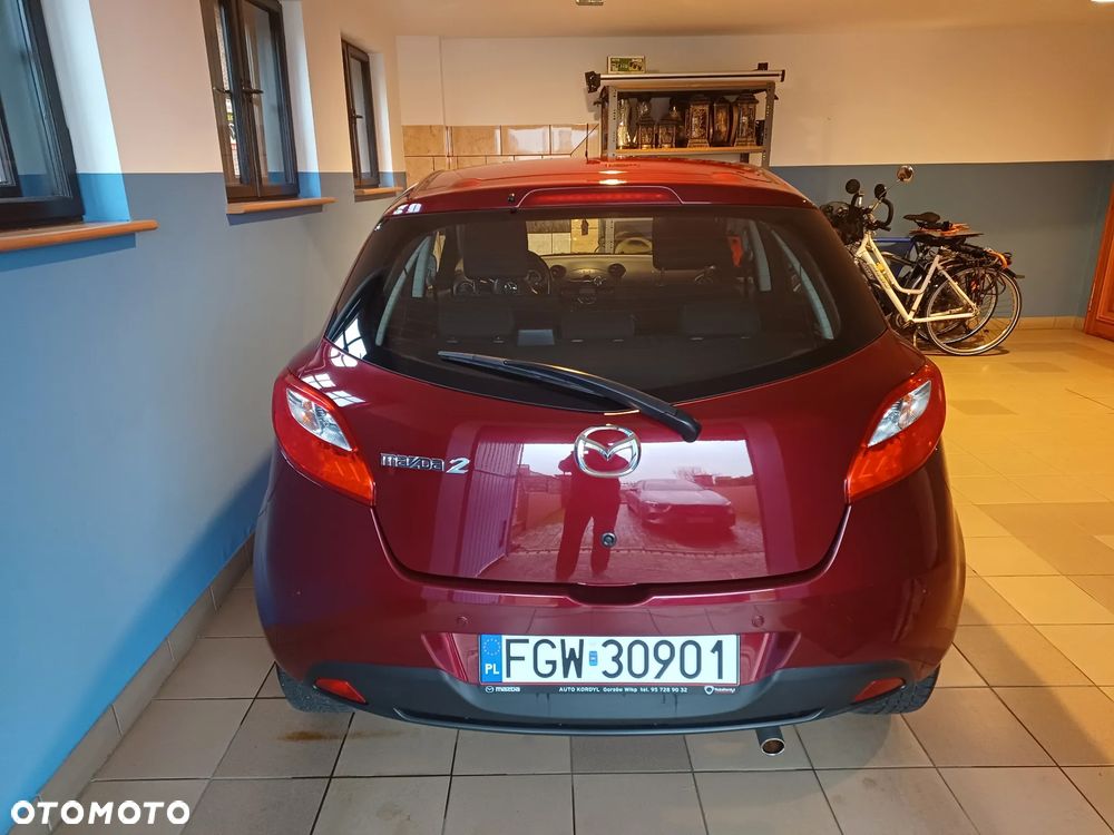 Mazda 2 1.5 Exclusive + - 6