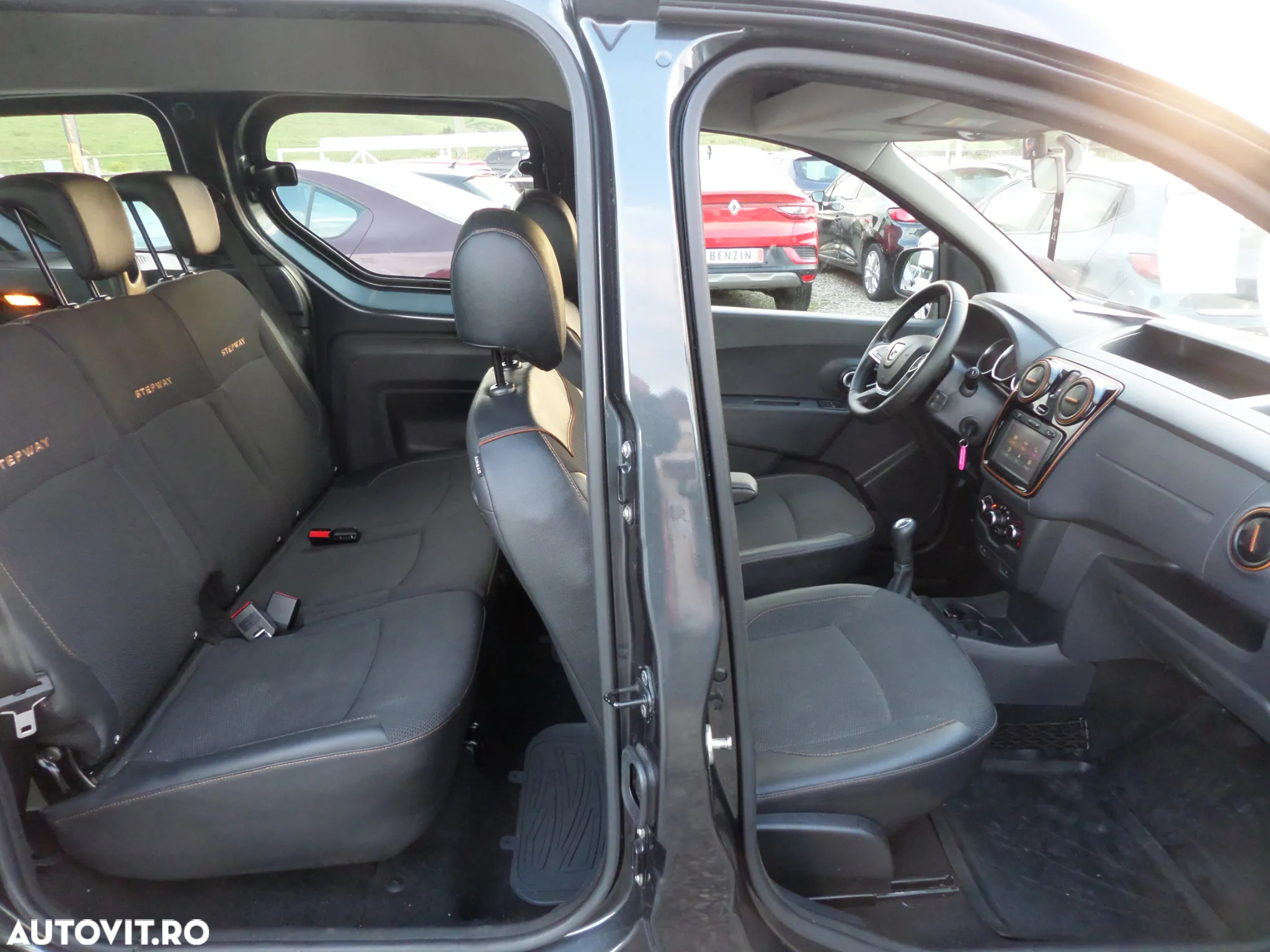 Dacia Dokker 1.5 dCi 90 CP Stepway - 21