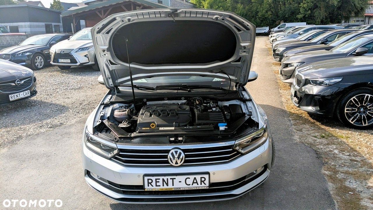 Volkswagen Passat - 35