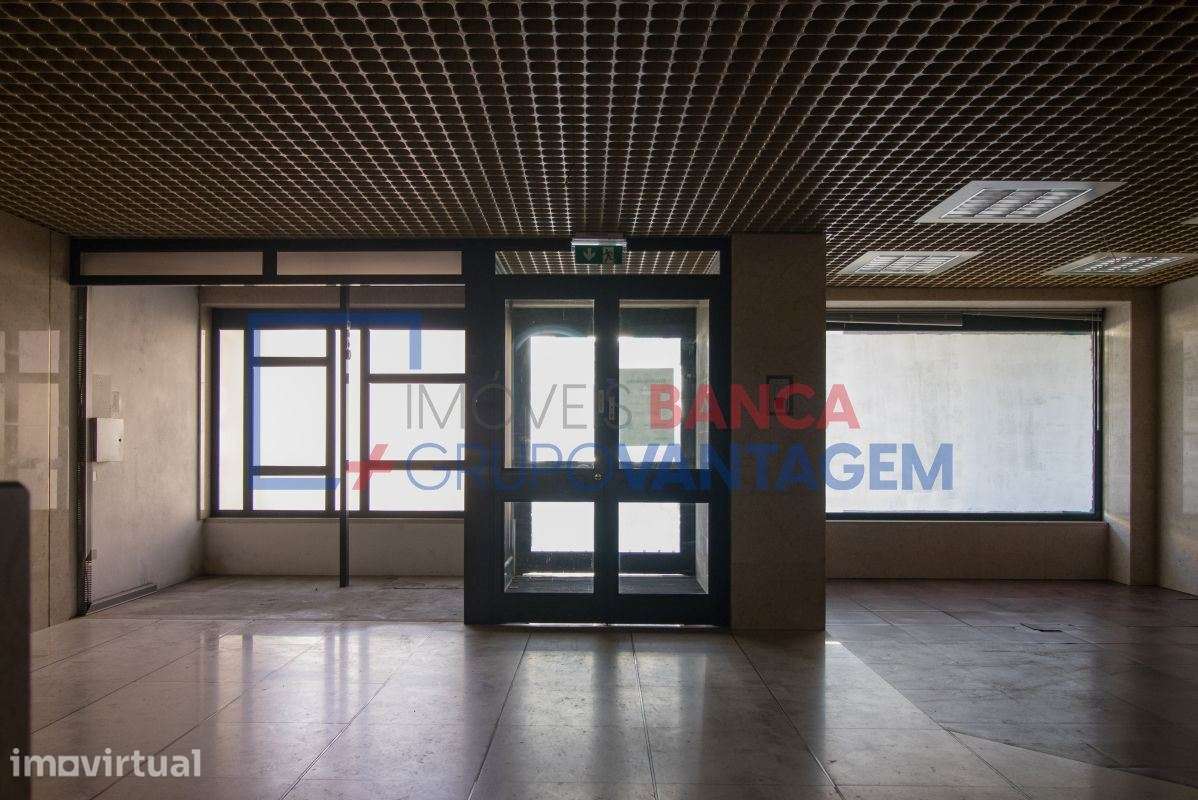 Loja com 211 m² em A-dos-Cunhados, Torres Vedras - Grande imagem: 5/29