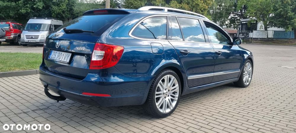 Skoda Superb 2.0 TDI Elegance - 3