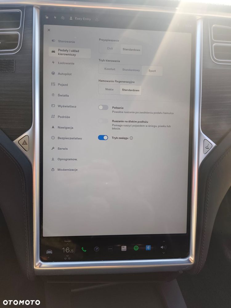Tesla Model S - 20