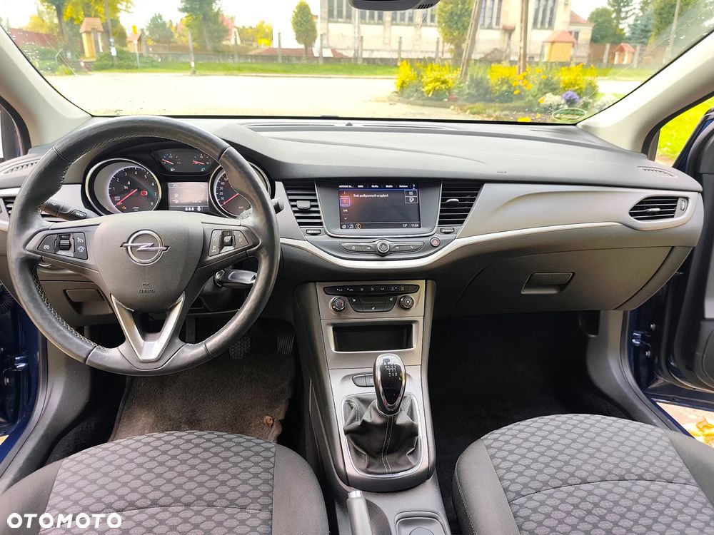 Opel Astra 1.2 T Edition S&S - 17
