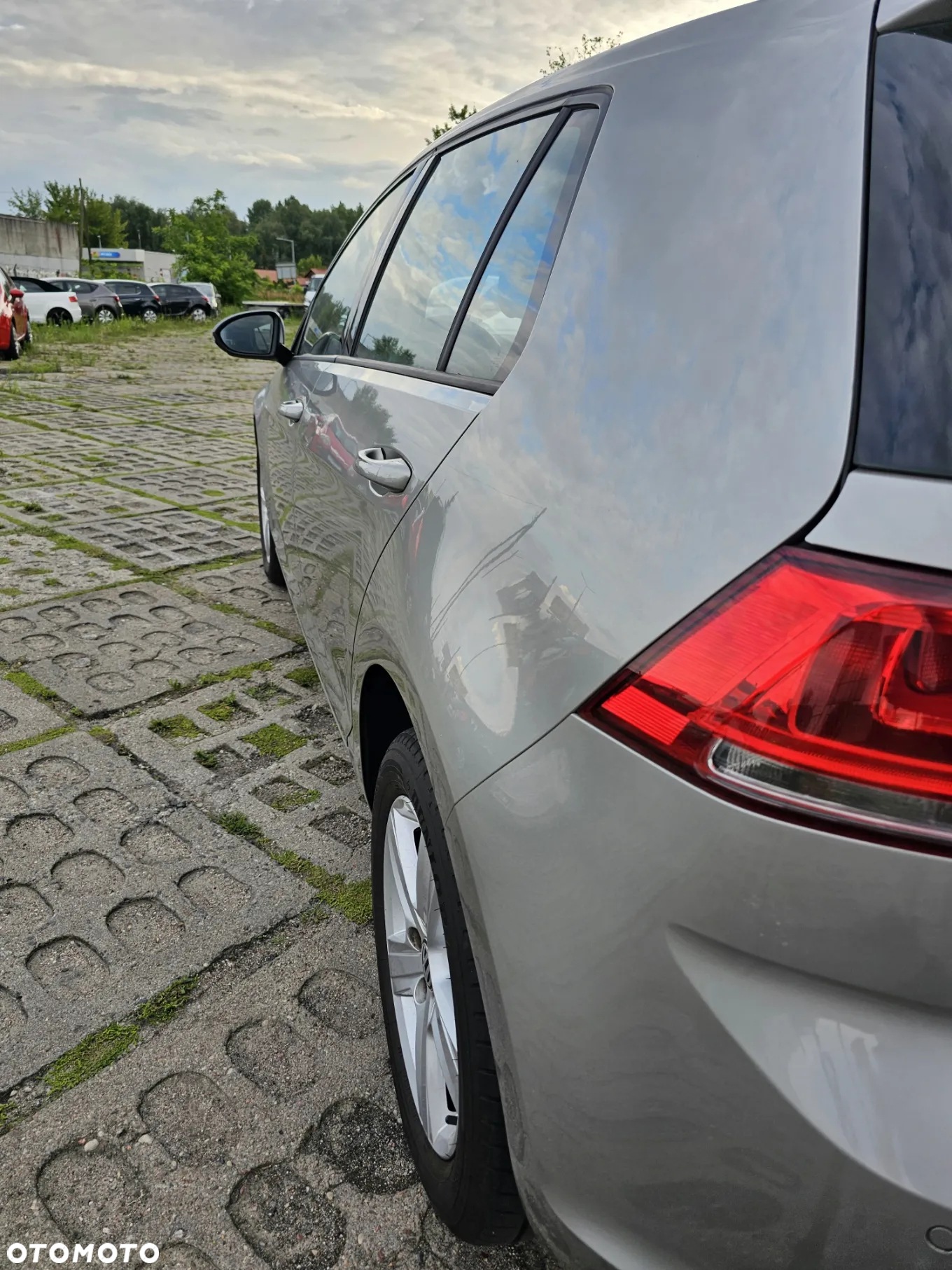 Volkswagen Golf VII 1.2 TSI BMT Trendline - 32