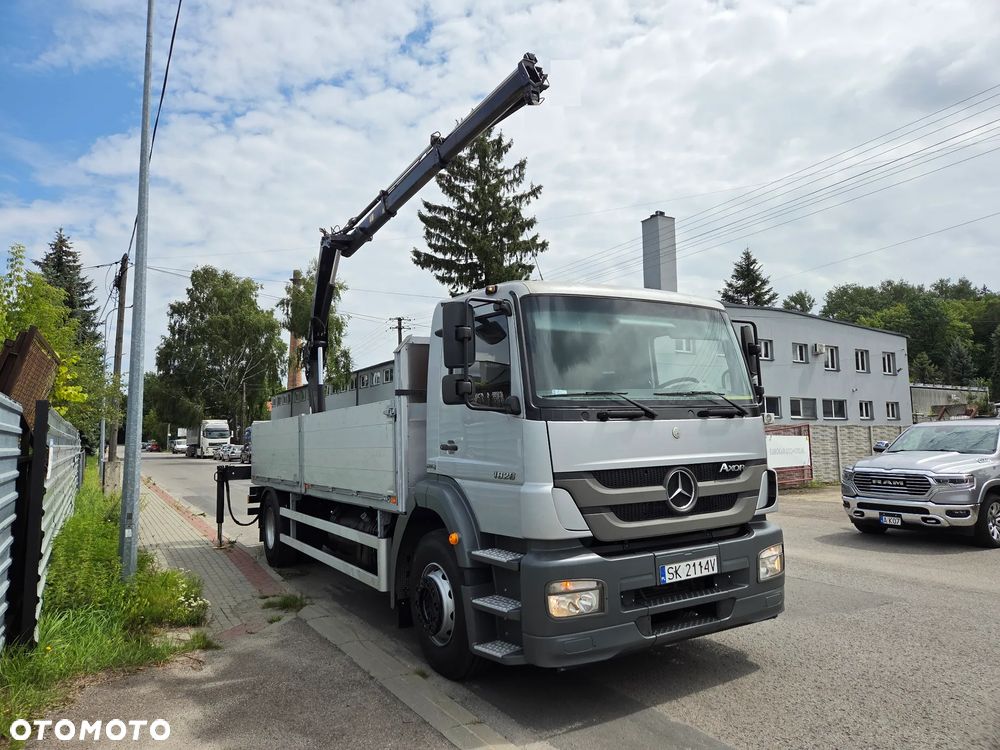 Mercedes-Benz AXOR 1826L // 9 BIEGÓW // KLIMA HAK // HDS HIAB ŻURAW DŹWIG // TYŁ PODUSZKI // EURO 4 - 5