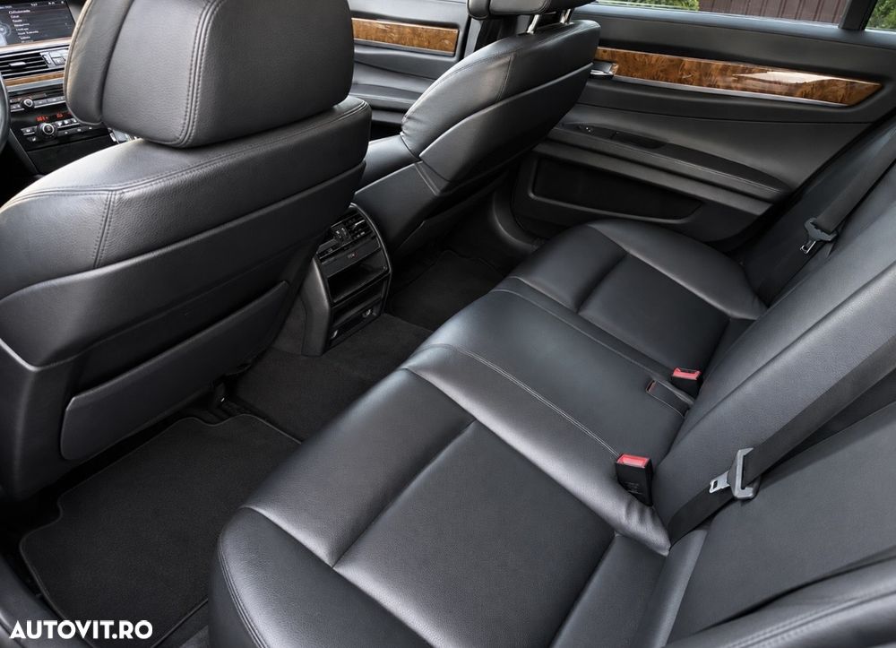 BMW Seria 7 730d - 10