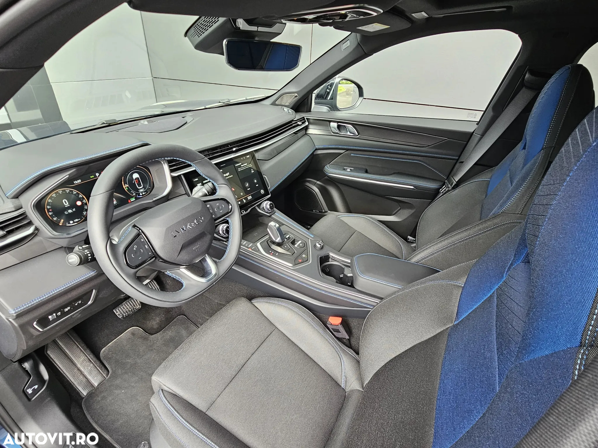 Lynk&Co 01 - 10