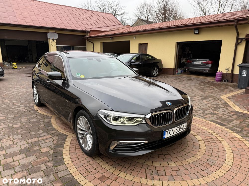 BMW Seria 5 520d Luxury Line - 2