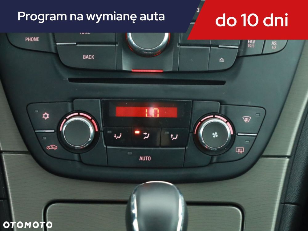 Opel Insignia - 14