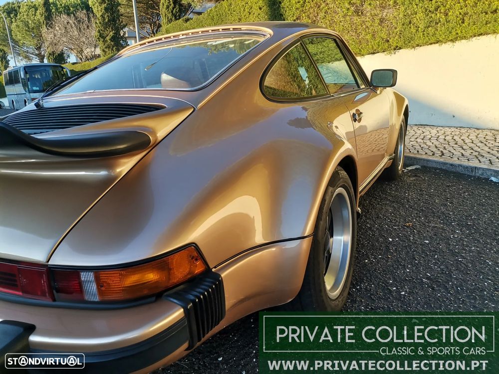 Porsche 911 Série G - 4