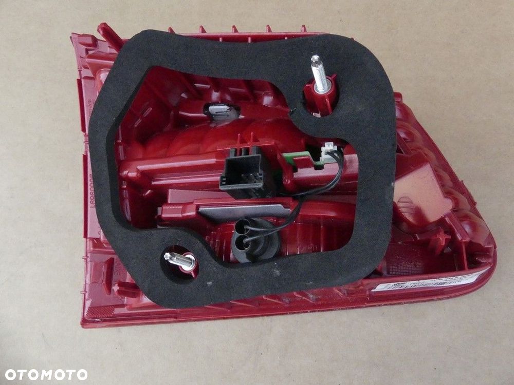 dw touareg 7p lampa tył 7p6945308 - 2