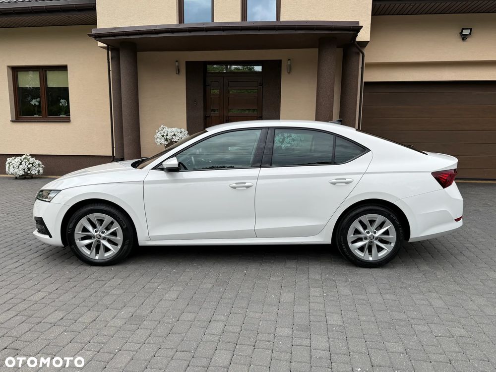 Skoda Octavia 2.0 TDI Ambition DSG - 8