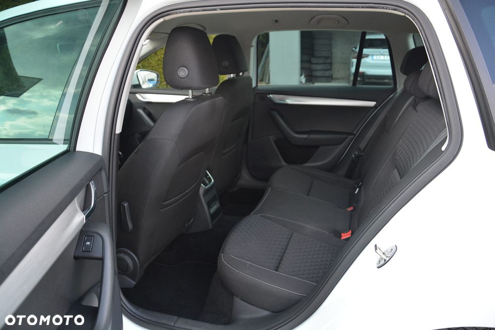 Skoda Octavia 2.0 TDI 4x4 DSG Ambition - 14