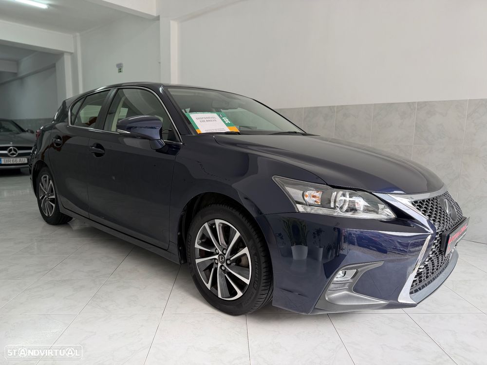 Lexus CT 200h Urban Edition - 9