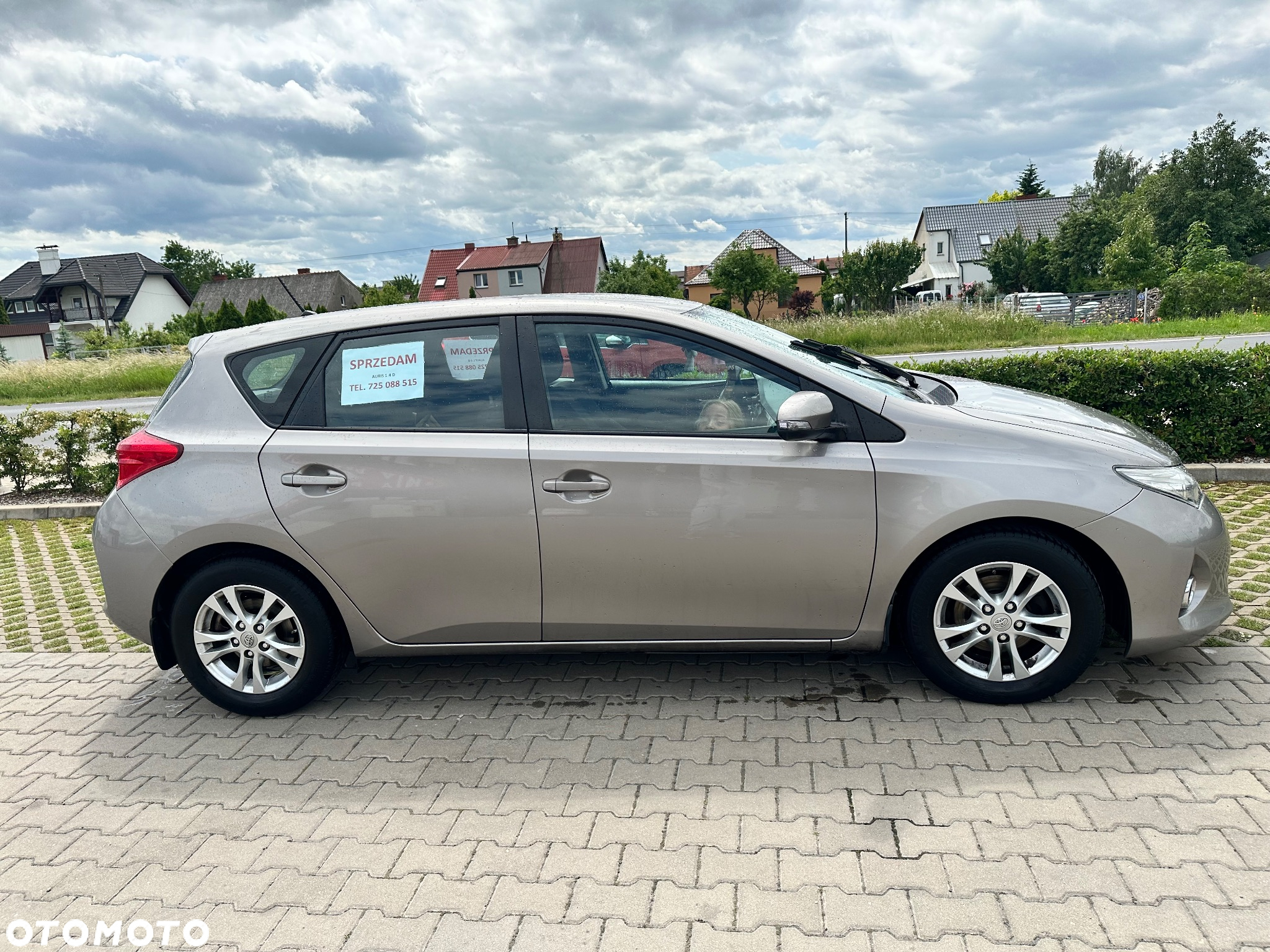 Toyota Auris 1.4 D-4D Active - 14