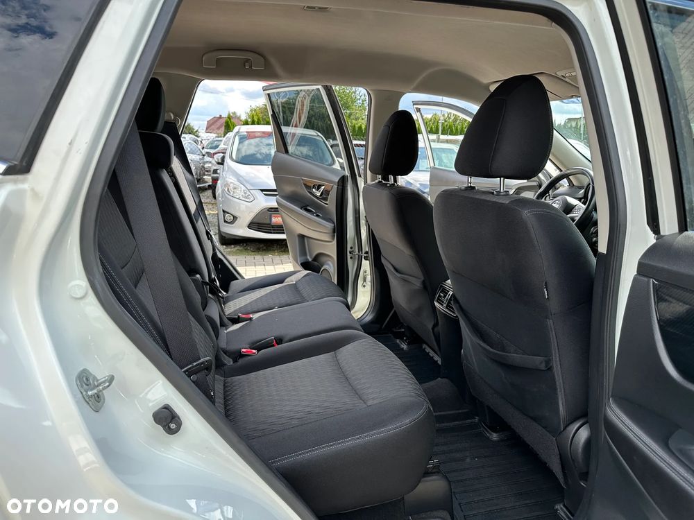 Nissan X-Trail - 25