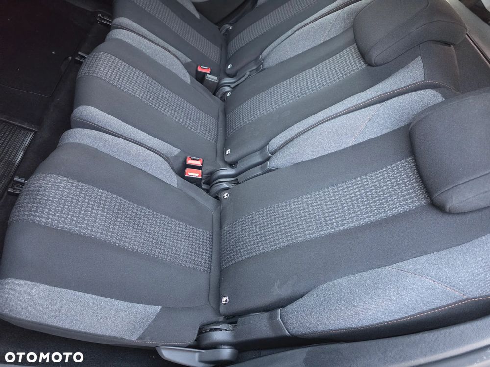 Peugeot 5008 1.2 PureTech Access - 16