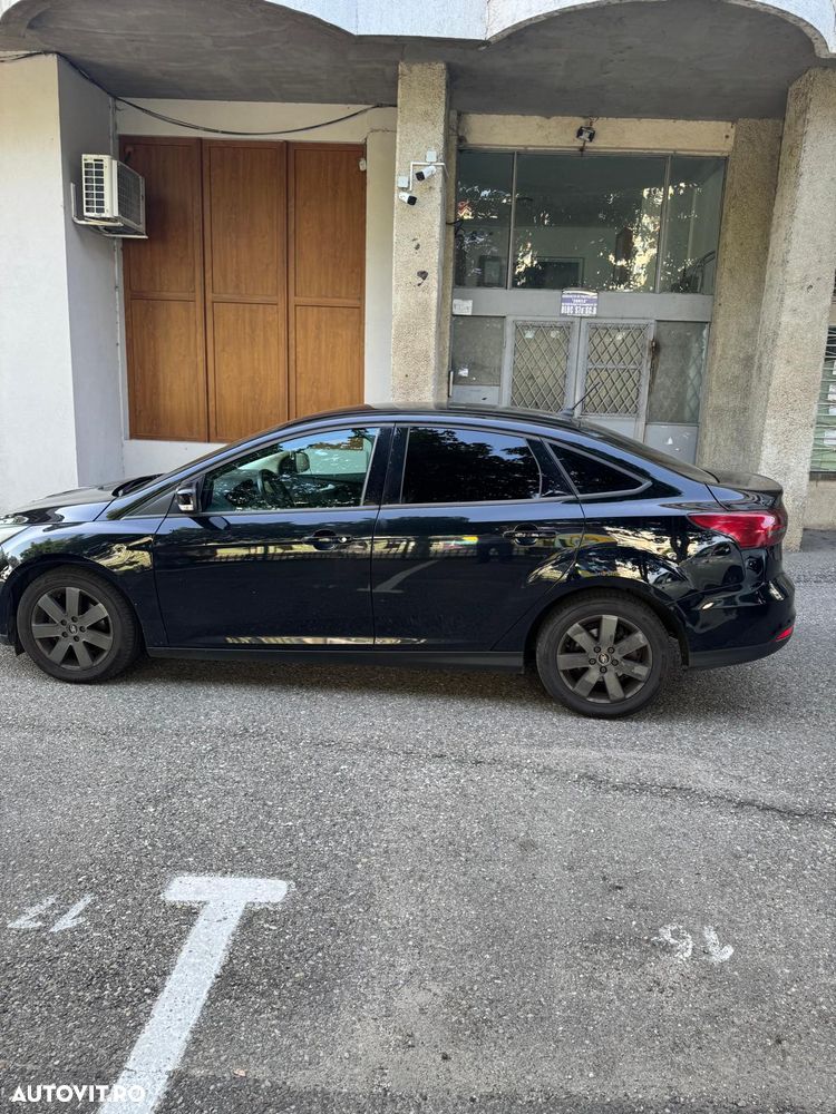 Ford Focus - 9
