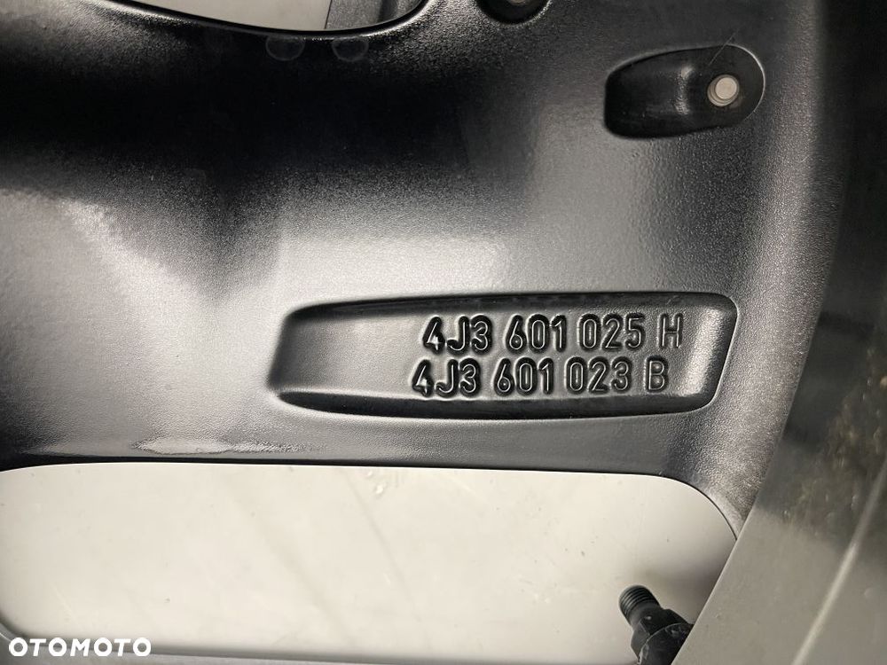 FELGI AUDI E-TRON GT / RS E-TRON GT 20 4J3601025 - 13