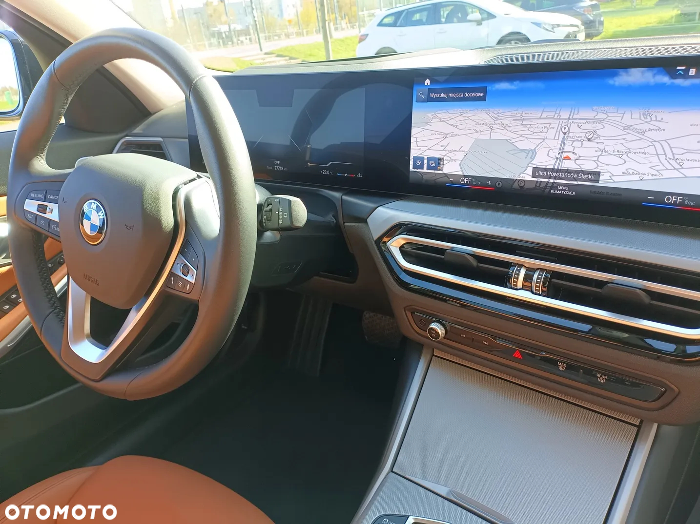 BMW Seria 3 318i Touring Sport Line - 24