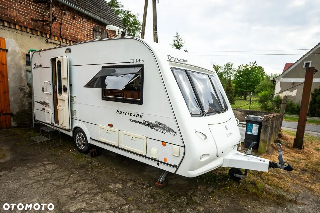 Elddis Crusader Hurricane - 1