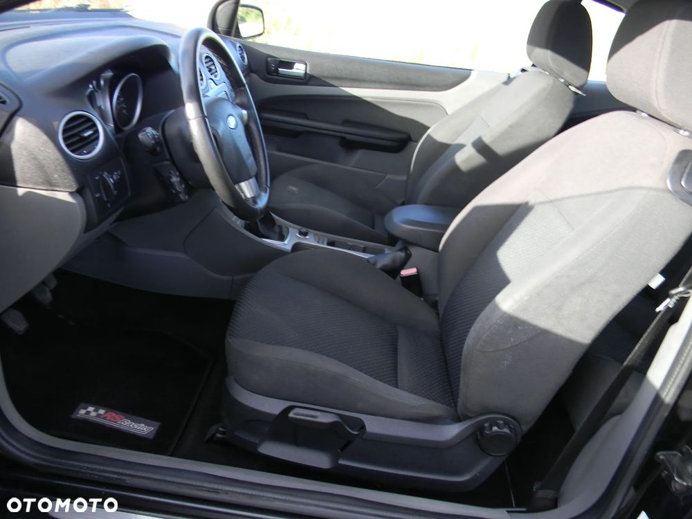 Ford Focus 2.0 16V Titanium - 3