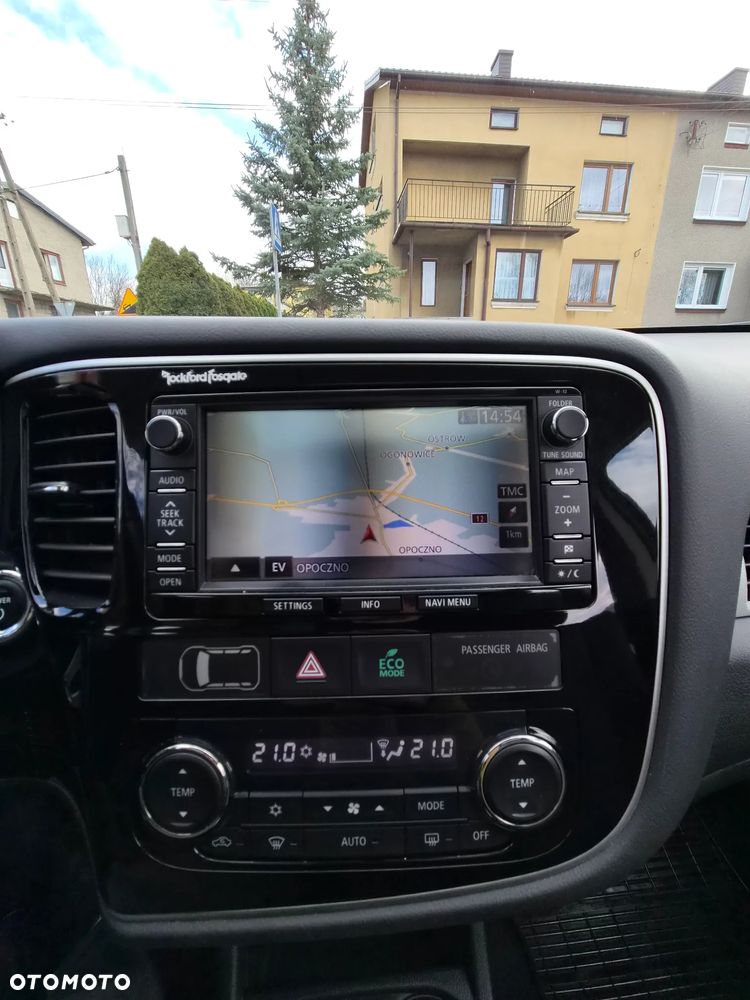 Mitsubishi Outlander - 31