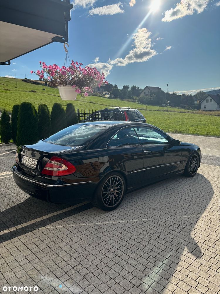 Mercedes-Benz CLK 270 CDI Avantgarde - 5