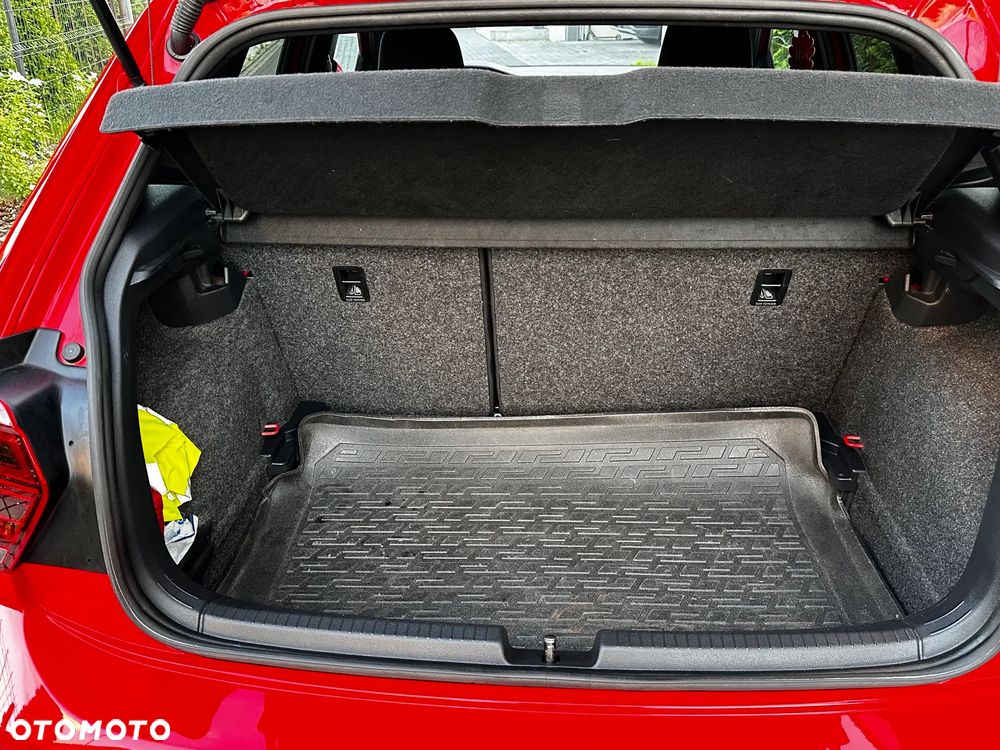 Volkswagen Polo 2.0 TSI OPF DSG GTI - 12
