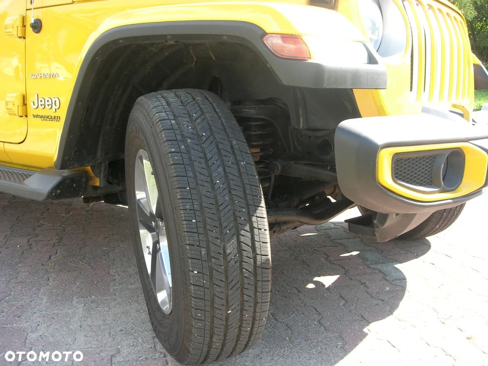 Jeep Wrangler - 9