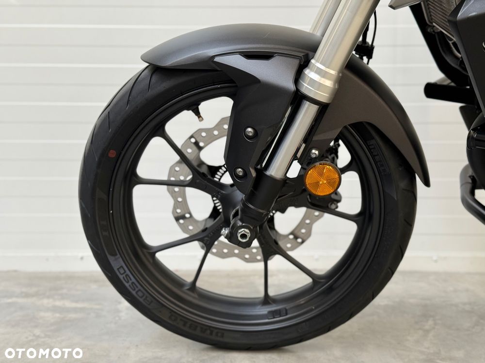 Honda CB - 24
